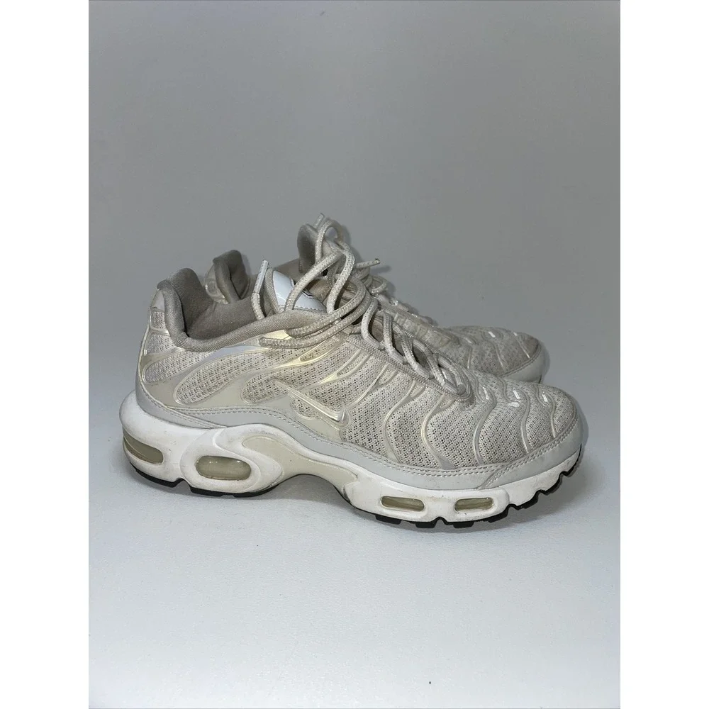 Women's Size 6.5 Nike Air Max Plus White Running‎ Shoes